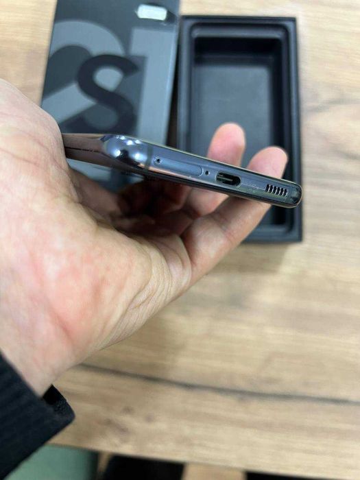 Samsung Galaxy S21 5G 256GB qora