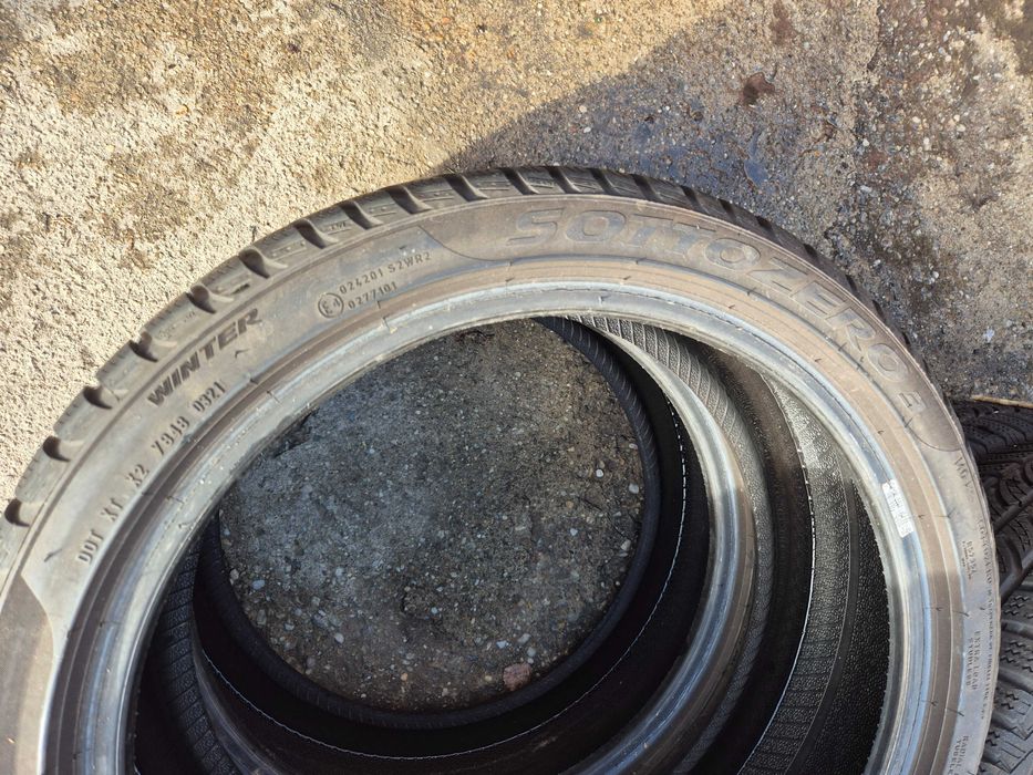 2 Anvelope de IARNA - 225/40/19 - PIRELLI - CA UNELE NOI - DOT 2021 !