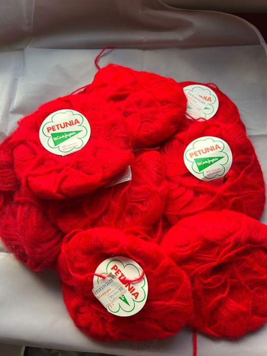 Прежди, различни цветове