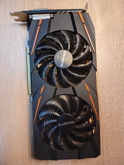 Видеокарта Gigabyte RX 570 8 GB