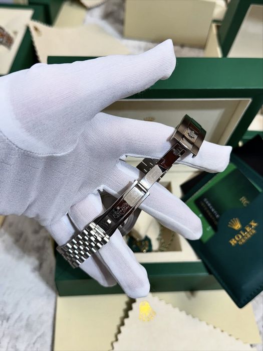 rolex datejust green dial 41,mm