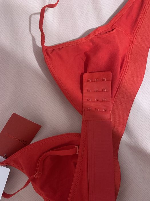 Сутиен calvin klein