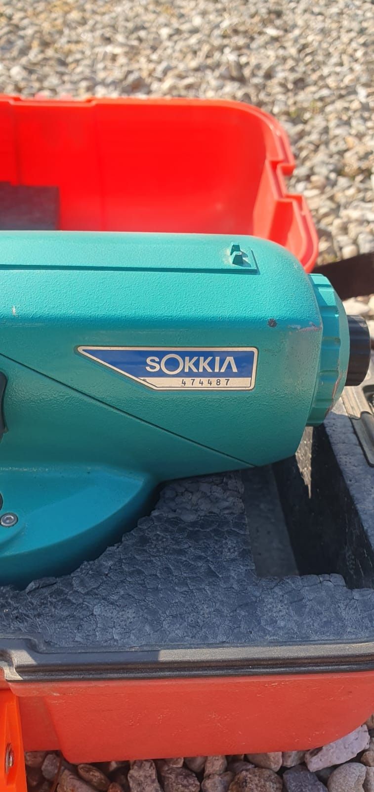 Nivela optica Sokkia
