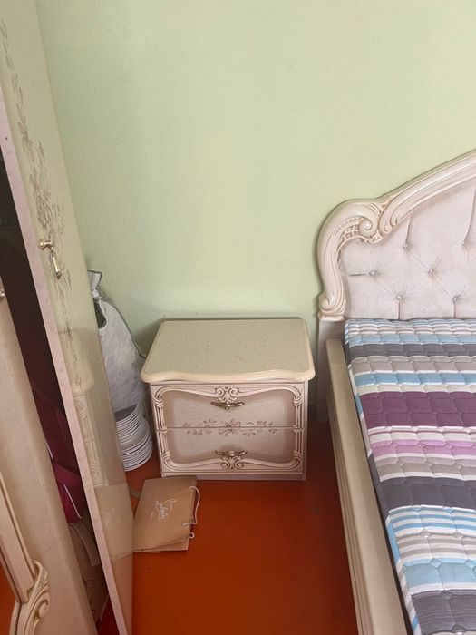 Спальный гарнитур в хорошем срстоянии