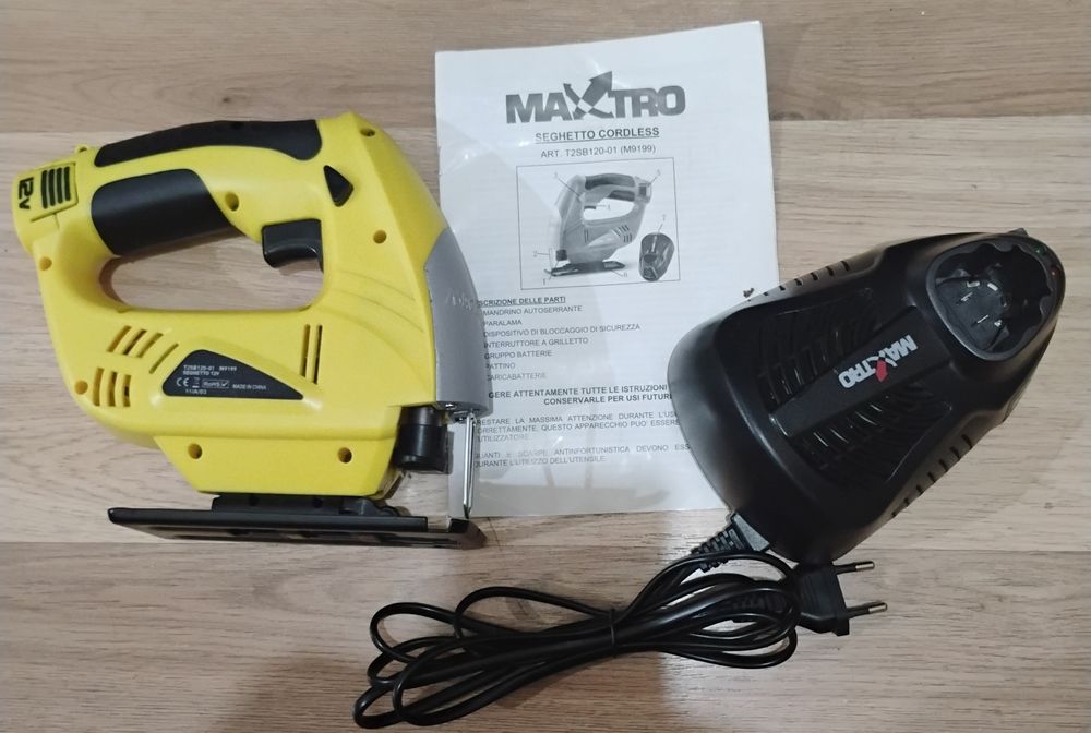 Fierăstrău pendular italian