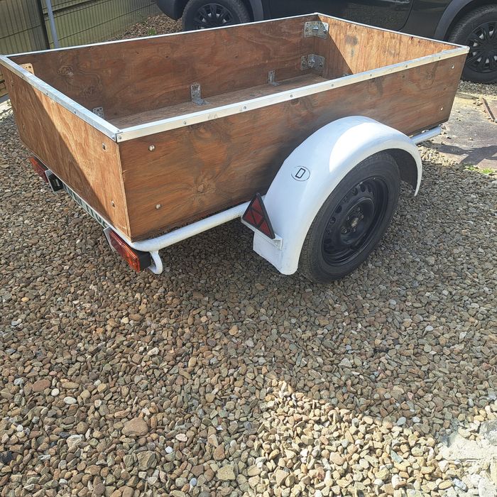 Remorca solida din Germania de 500 kg an 1994  dimesiuni 1,9/1,05 m