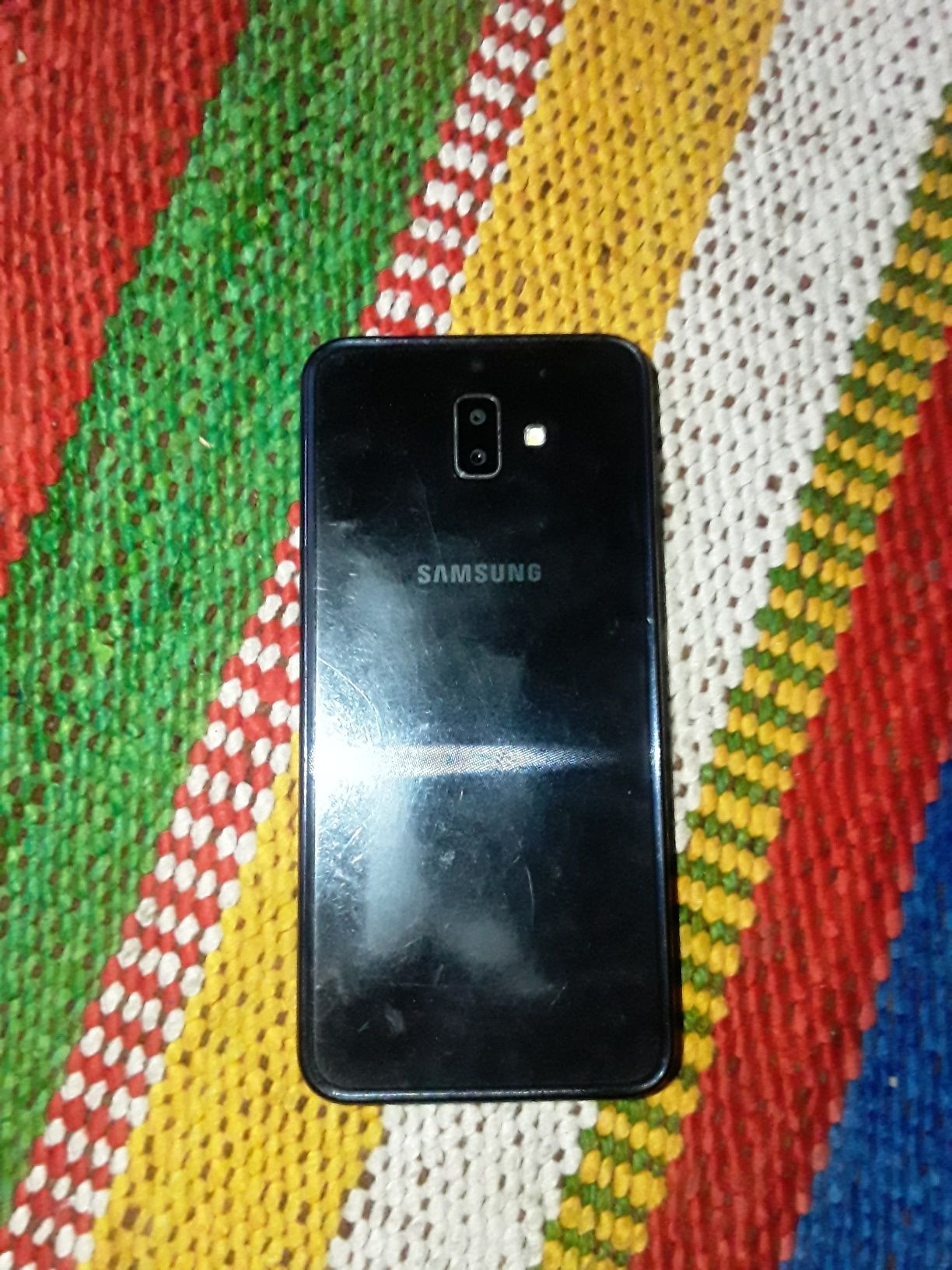 Samsung j6+ holati yaxshi