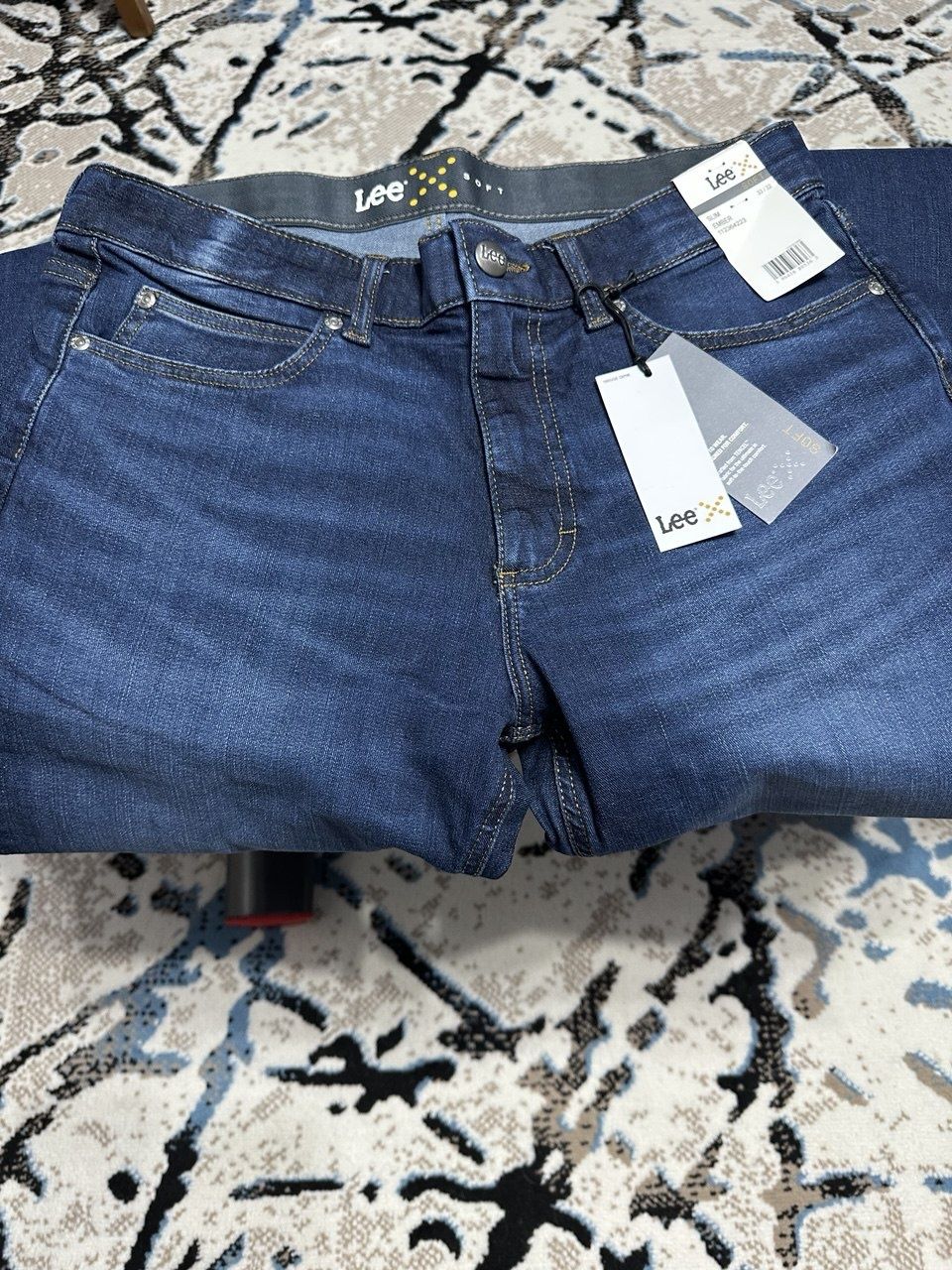 Джинсы Lee slim straight fit р.33/32и36/34