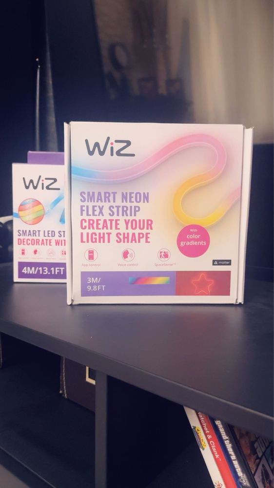 Banda Led RGB inteligenta tip neon WIz, wi-fi, lumina colorata 3 m