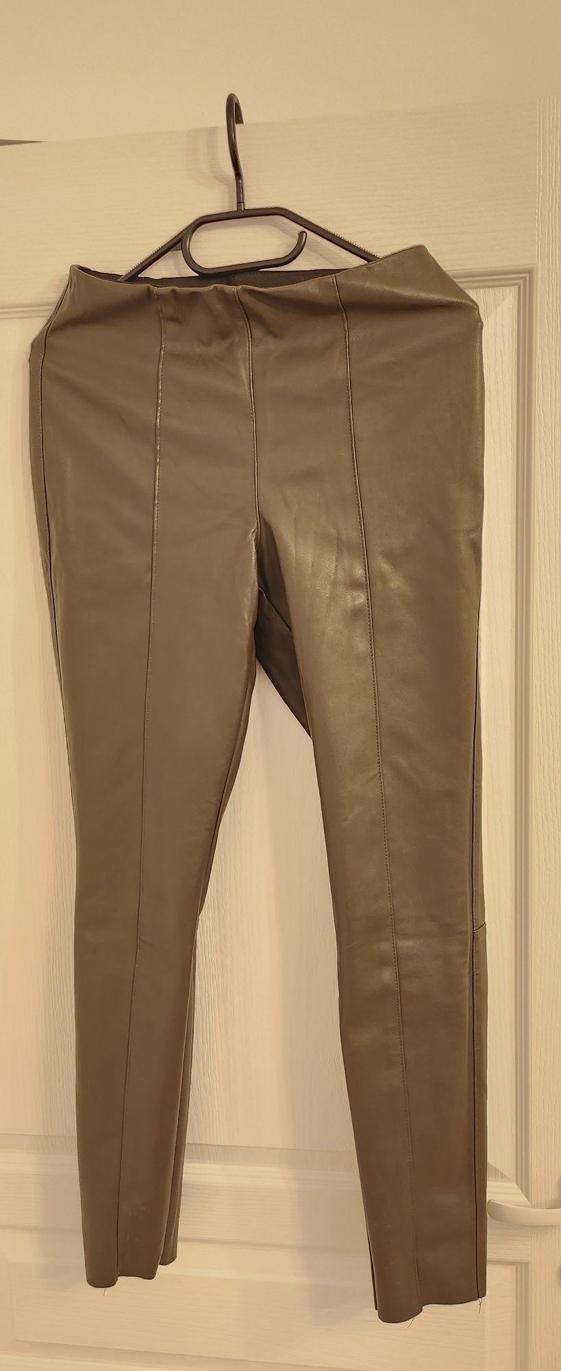 Pantaloni H&M , marimea 36