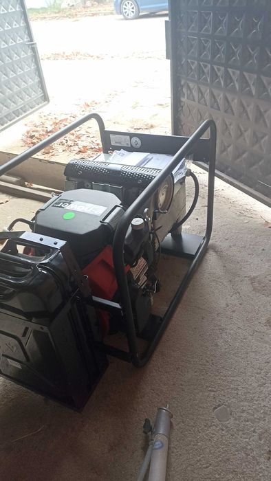 Трифазен генератор под наем