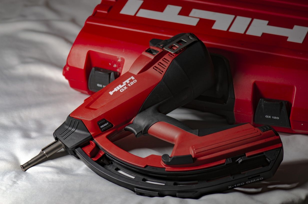 HILTI GX 120 монтажный пистолет