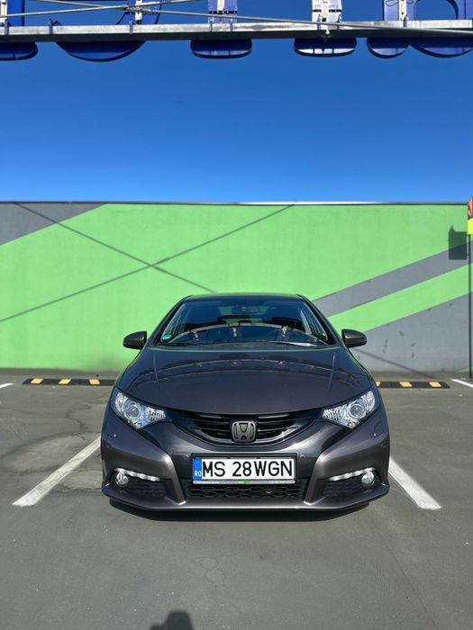 HONDA CIVIC 1.8 Lifestyle • 141 CP • 2014 • Germania • Sistem audio!