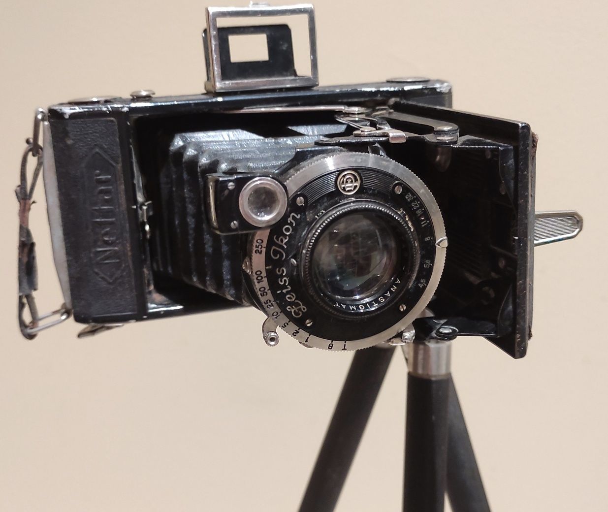 Фотоапарат с мех ZEISS IKON