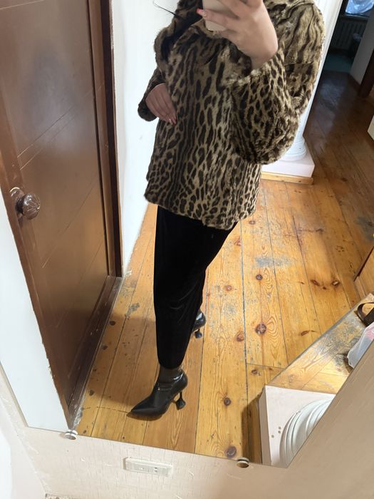 Naruralniy shuba sotiladi orginal obuv xam sotiladi