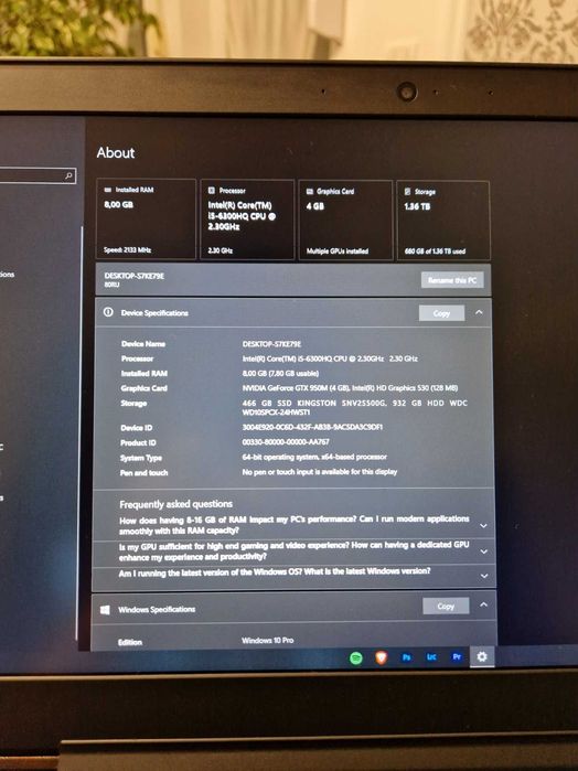 Laptop Lenovo IdeaPad Impecabil