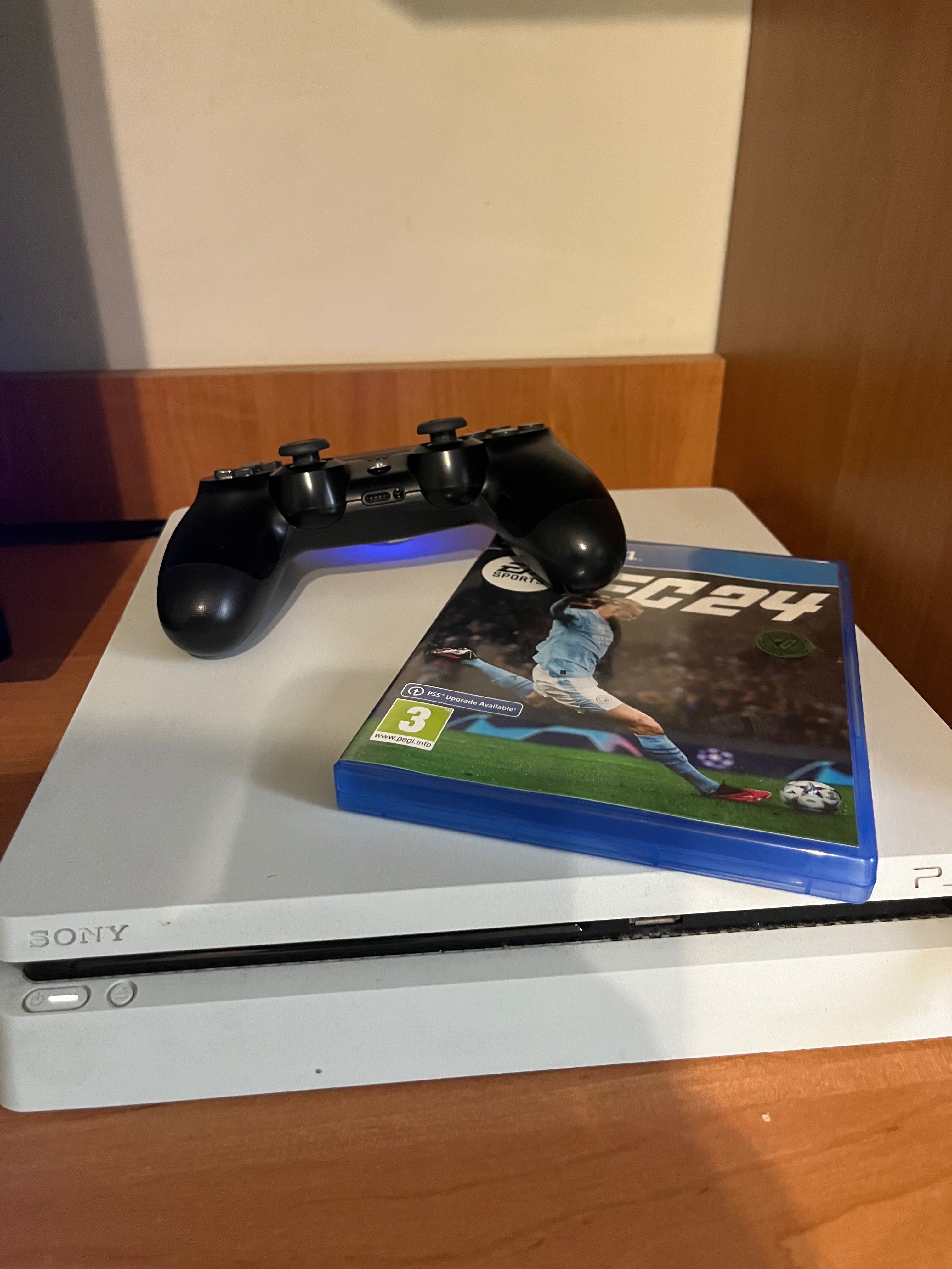 PS4 slim с FC24 и Fortnite!