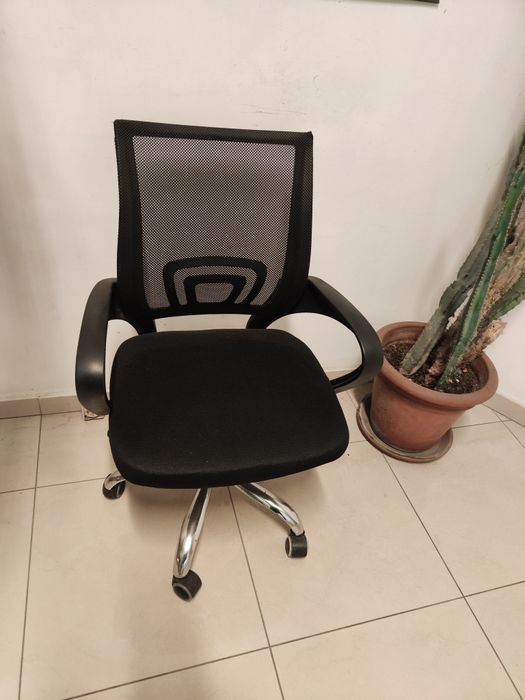 ОФИС,СТОЛ, перфектен