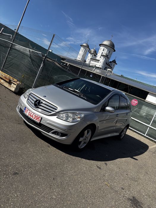 Mercedes B class