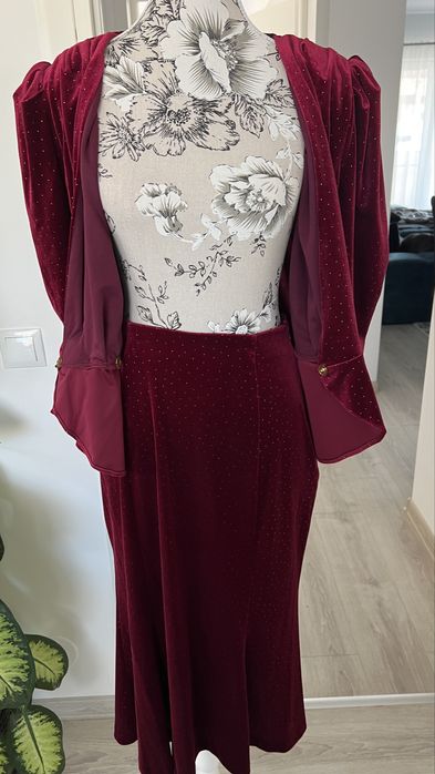 Compleu cu fusta din catifea Poema