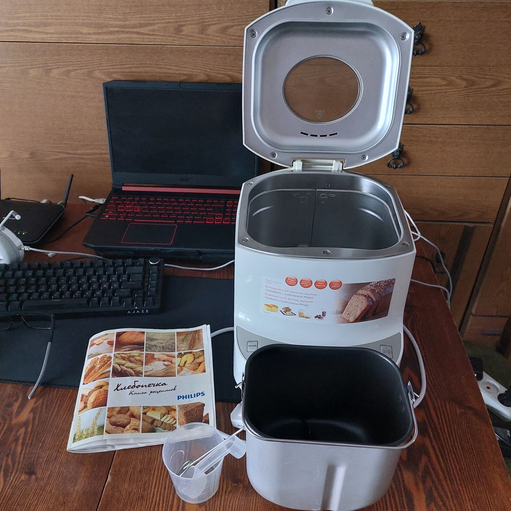 Хлебопечка Philips