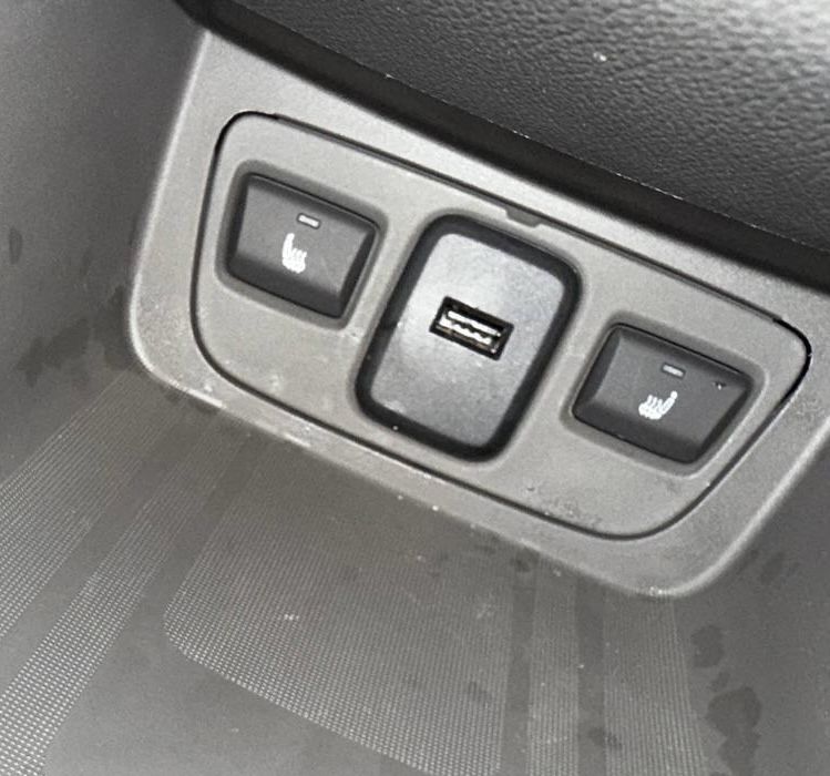 2025 Cobalt mid night MCM 14.300$