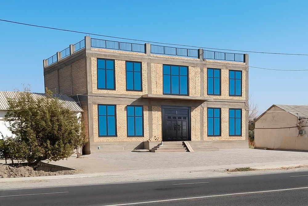 Помещения + Магазин склад в аренду в Навои область