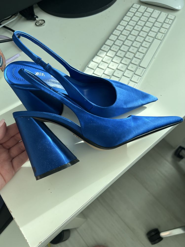 Сини Обувки Zara