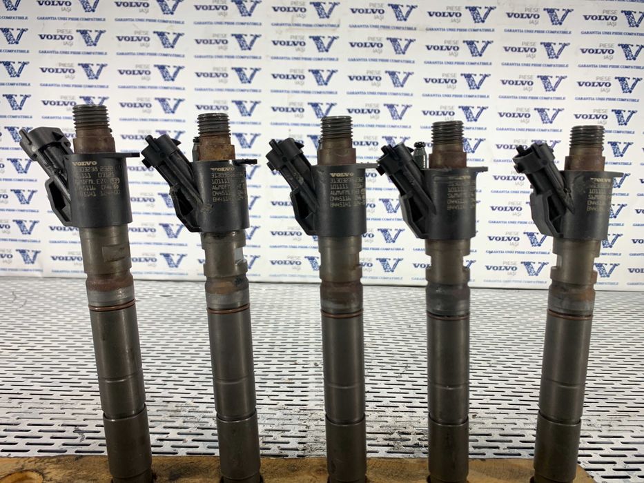 Injectoare motor euro 5, D3, D5 Volvo S60 V60 XC60 XC70 S80 V70.