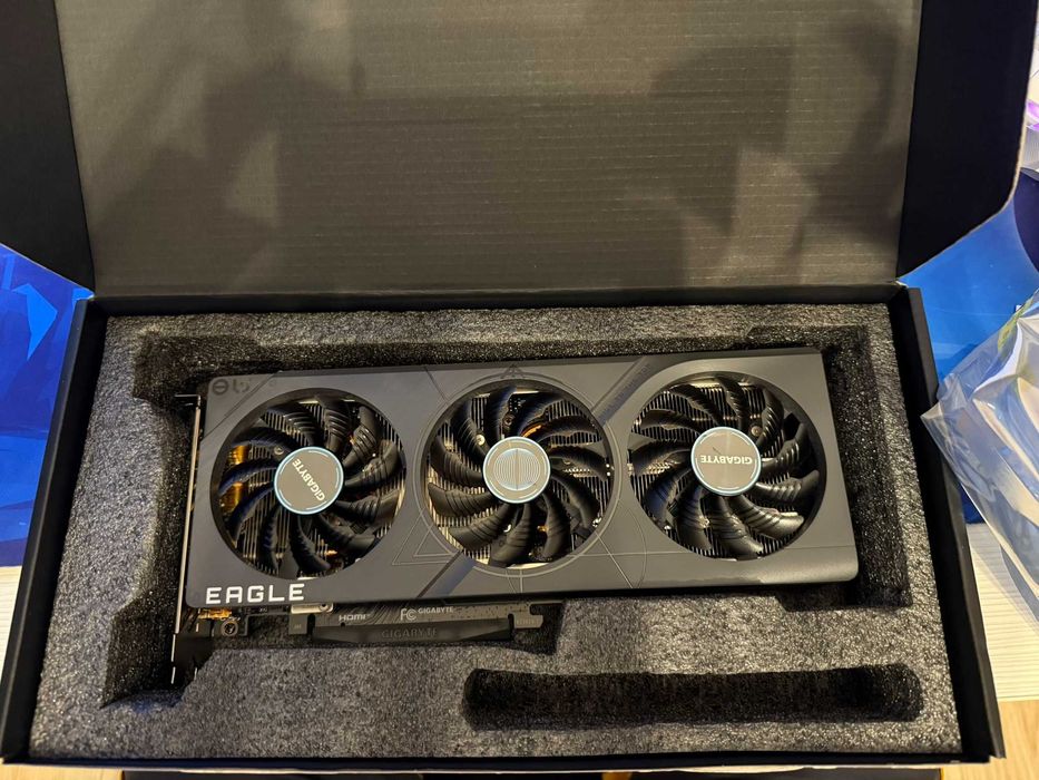 Placa video Gigabyte RTX 4060 Ti Eagle OC 8GB (GARANTIE 2 ANI)