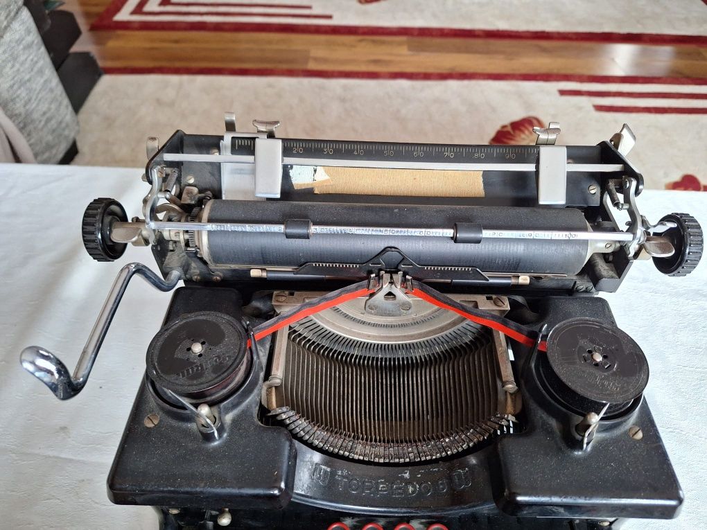Masina de scris veche, Torpedo 6.