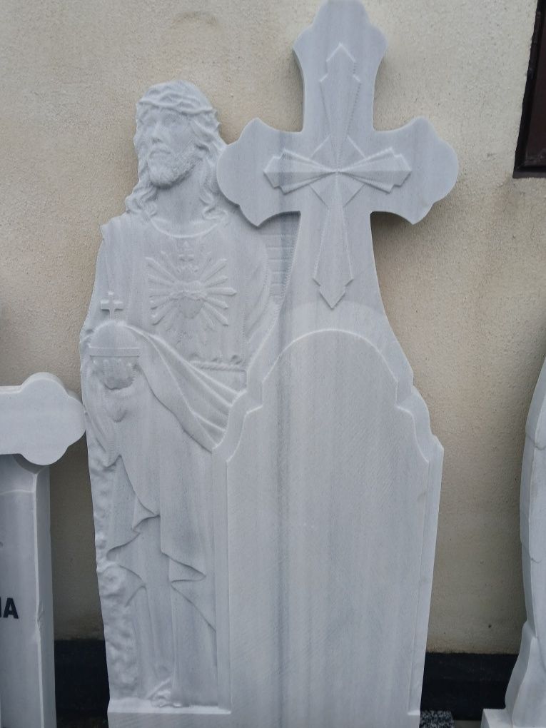 Cruci Marmura  și Granit