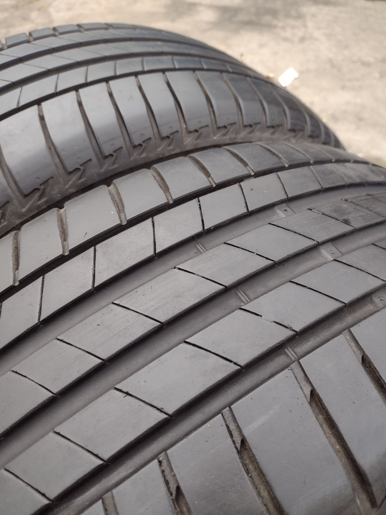 Перфектни 2бр.225/55/18 Bridgestone dot2219