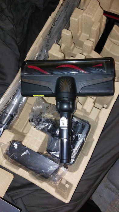 Безкабелна прахосмукачка Ровента