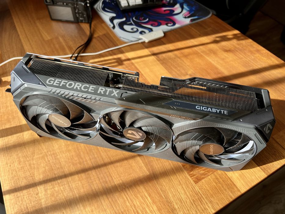 Placa video Gigabyte RTX 5080 Gaming OC 16Gb GDDR7