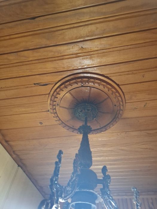 Розетки дървореза