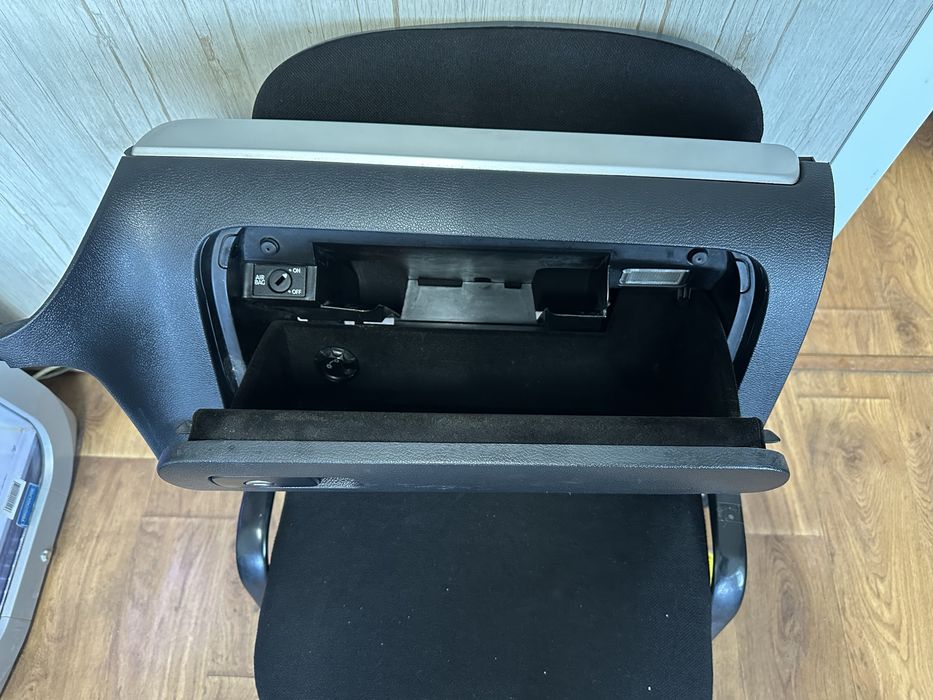 Жабка за VW Golf 6