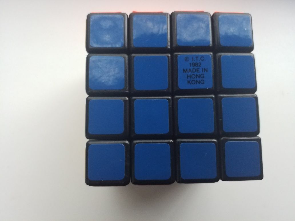 Cub Rubik 4x4x4 .
