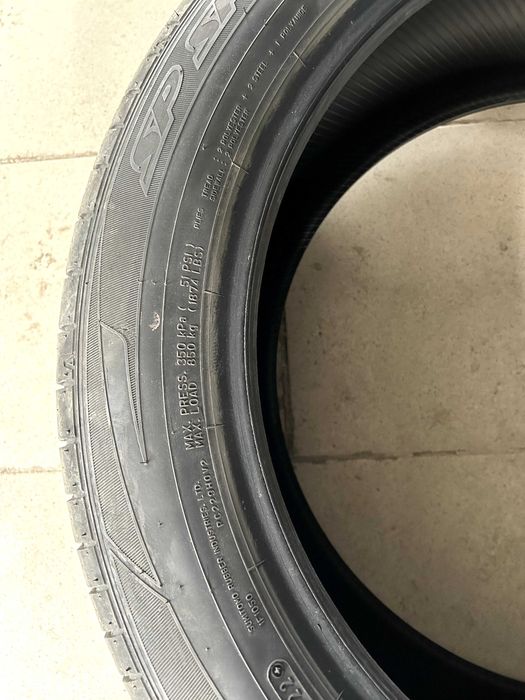 4 бр. летни гуми Dunlop 235/55/20 - 2022