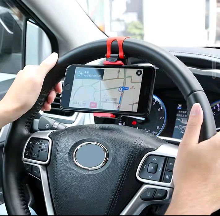 Поставка на волана за смартфон в автомобил