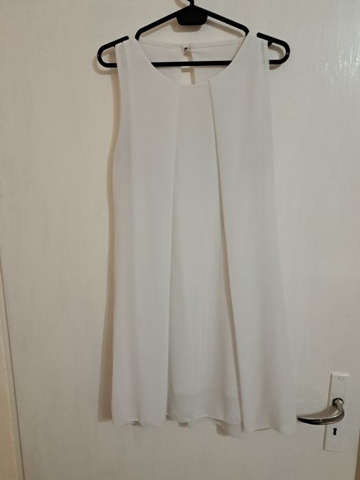 Рокля Guess и други