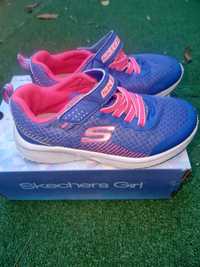 Skechers girl mas 33