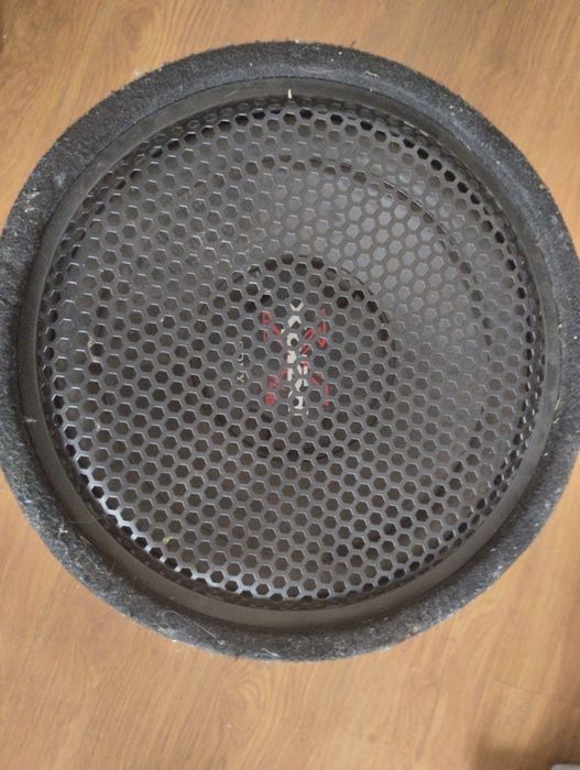 Субуфер Sony Exploit и Усилвател Blakpunt