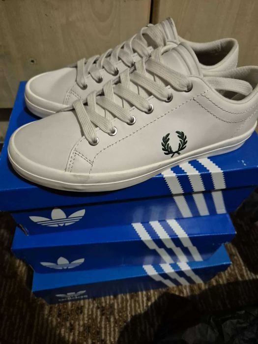 Оригинални Маратонки