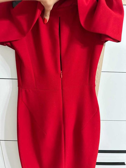 Rochie rosie eleganta
