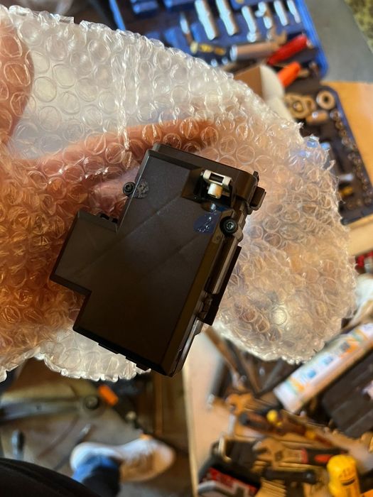 Vand piese de masina