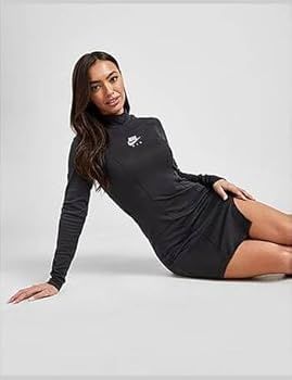 Платье женское трикотажное Nike