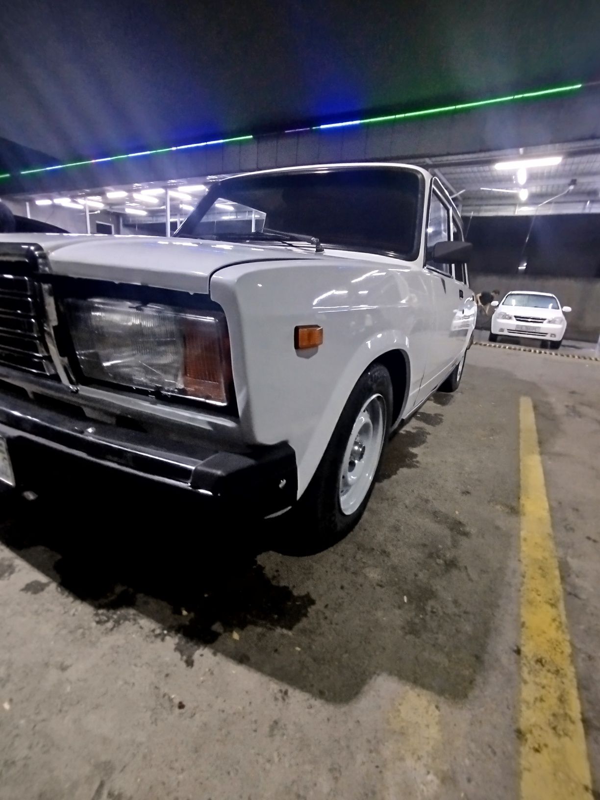 Vaz 2107 srochni sotiladi