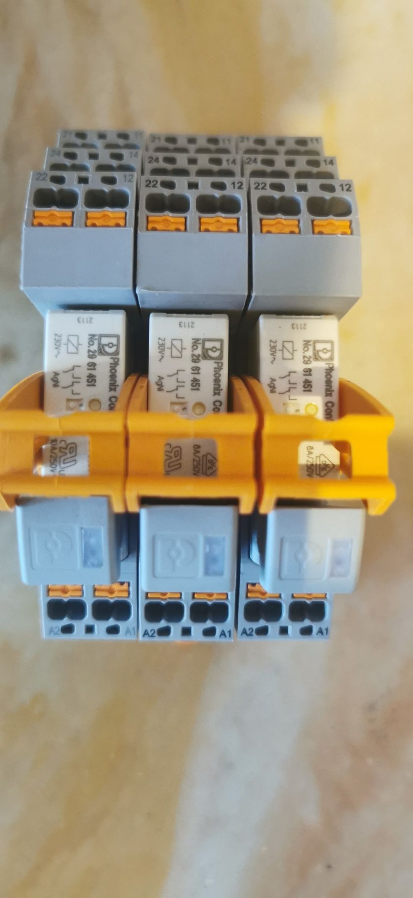 Releu+soclu phoenix contact 24v