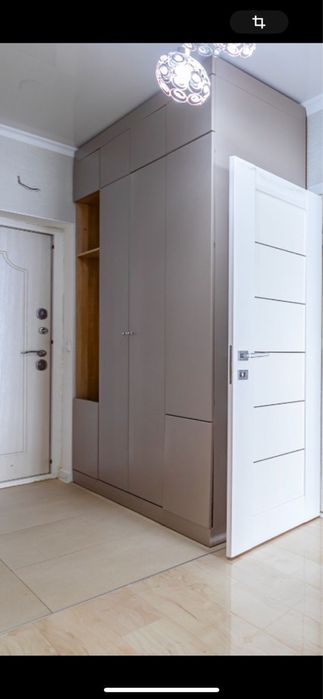 Продам шкаф с мдф